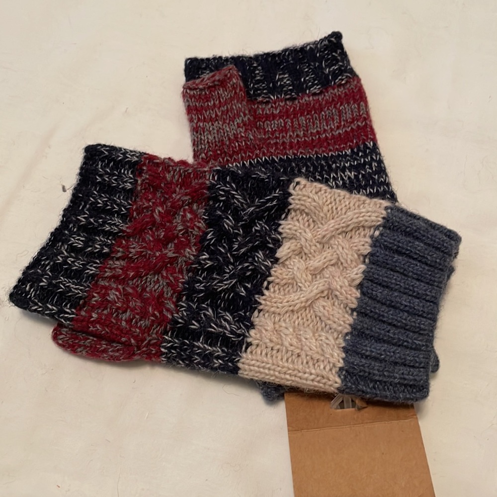 L.I.B knitted gloves - Picture 3 of 5